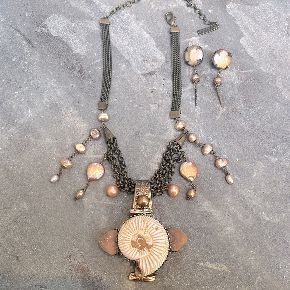 JAN MICHAELS SAN FRANCISCO Freshwater Pearl Shell Vintage necklace Set Retired